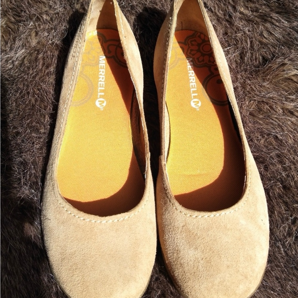 Merrell suede flats 9.5 Avesso Otter tan like new
